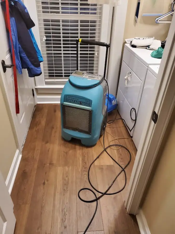 Commercial dehumidifier deployed for Flood Damage Cleanup in Signal Mountain